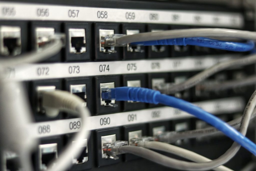 Building a Forex Link Network Without Triggering Google Penalties — Photo by Jordan Harrison on Unsplash