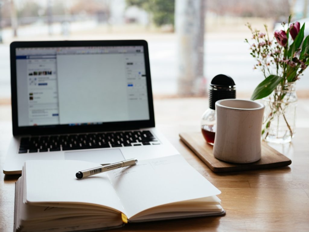 How to Use HARO Alternatives for Financial Link Building: 8 Platforms Compared — Photo by Nick Morrison on Unsplash